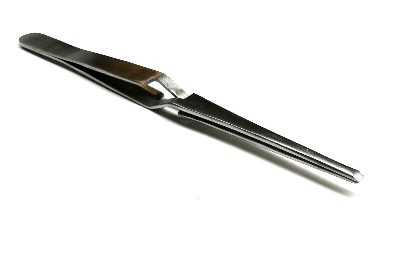 2 Tweezers Cross Lock Blunt Tips Self Locking Reverse Action Soldering Set of 2