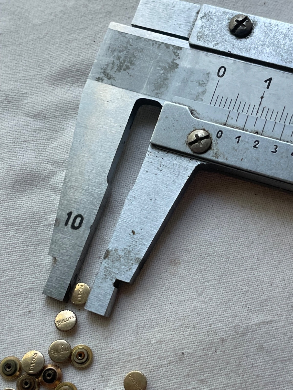 Multi lot – 1 piece vintage Gold filled 4.5mm crown for Bulova watch