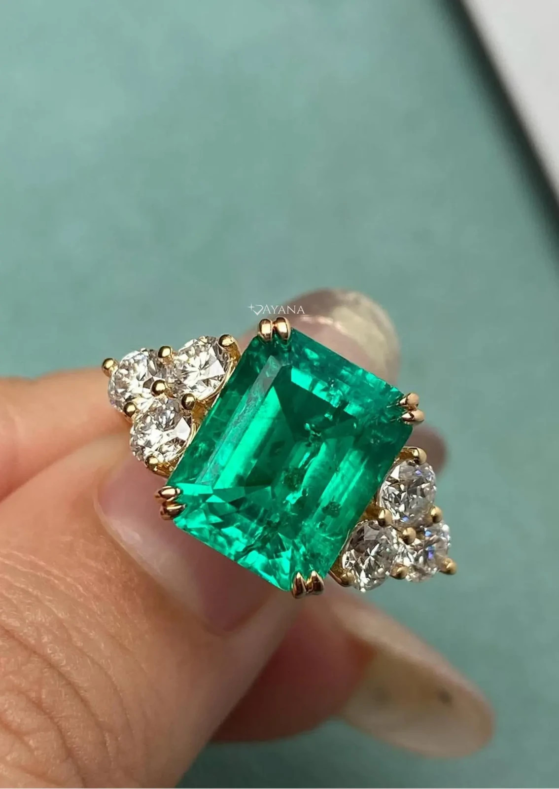 10.59 Ct Emerald Cut Natural Green Emerald & Diamond Wedding Ring 18K YellowGold