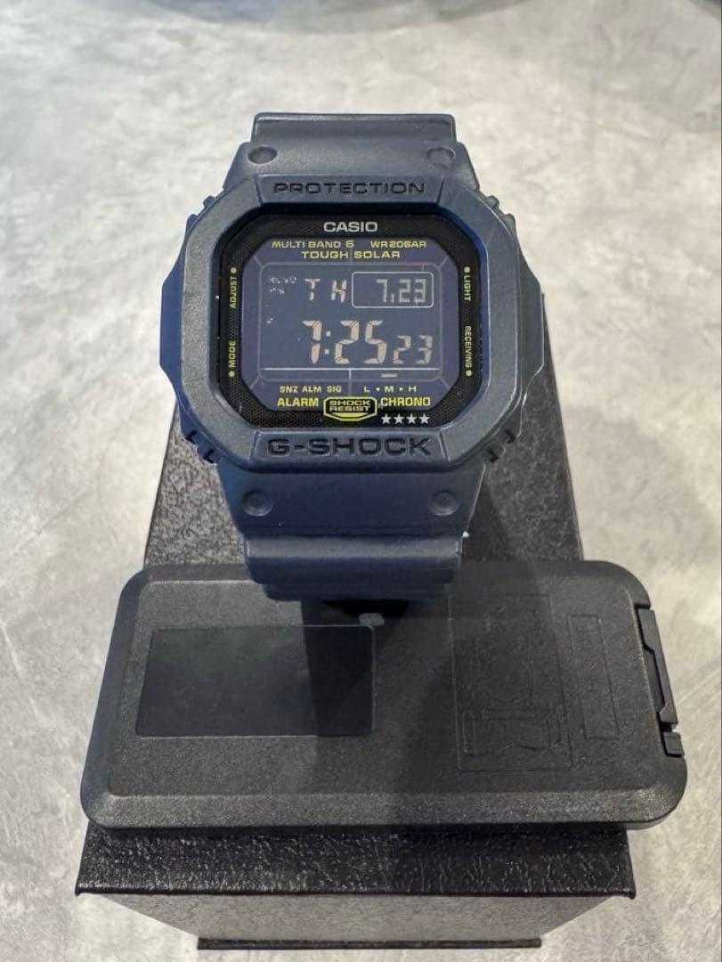 G-SHOCK GW-M5610NV Navy Blue, Inverted LCD, Radio-Controlled Solar Powered Watch