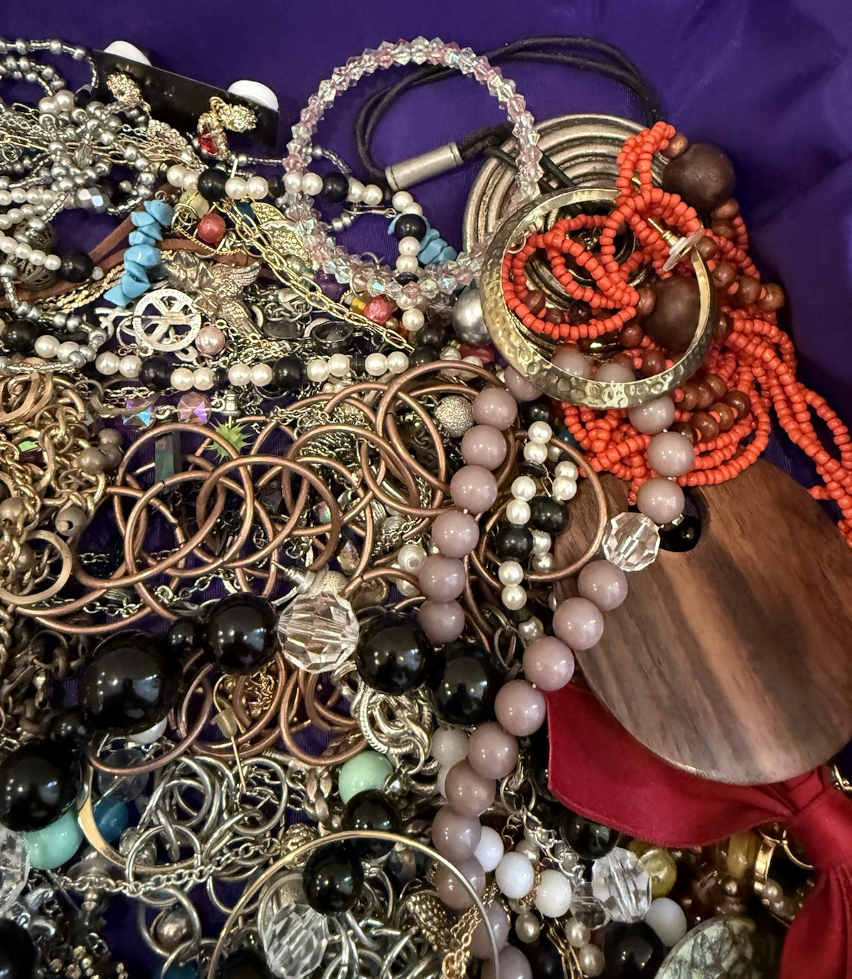 Vintage to Now Unsearched Untested Jewelry Lot D, 5 lb. 9 oz.
