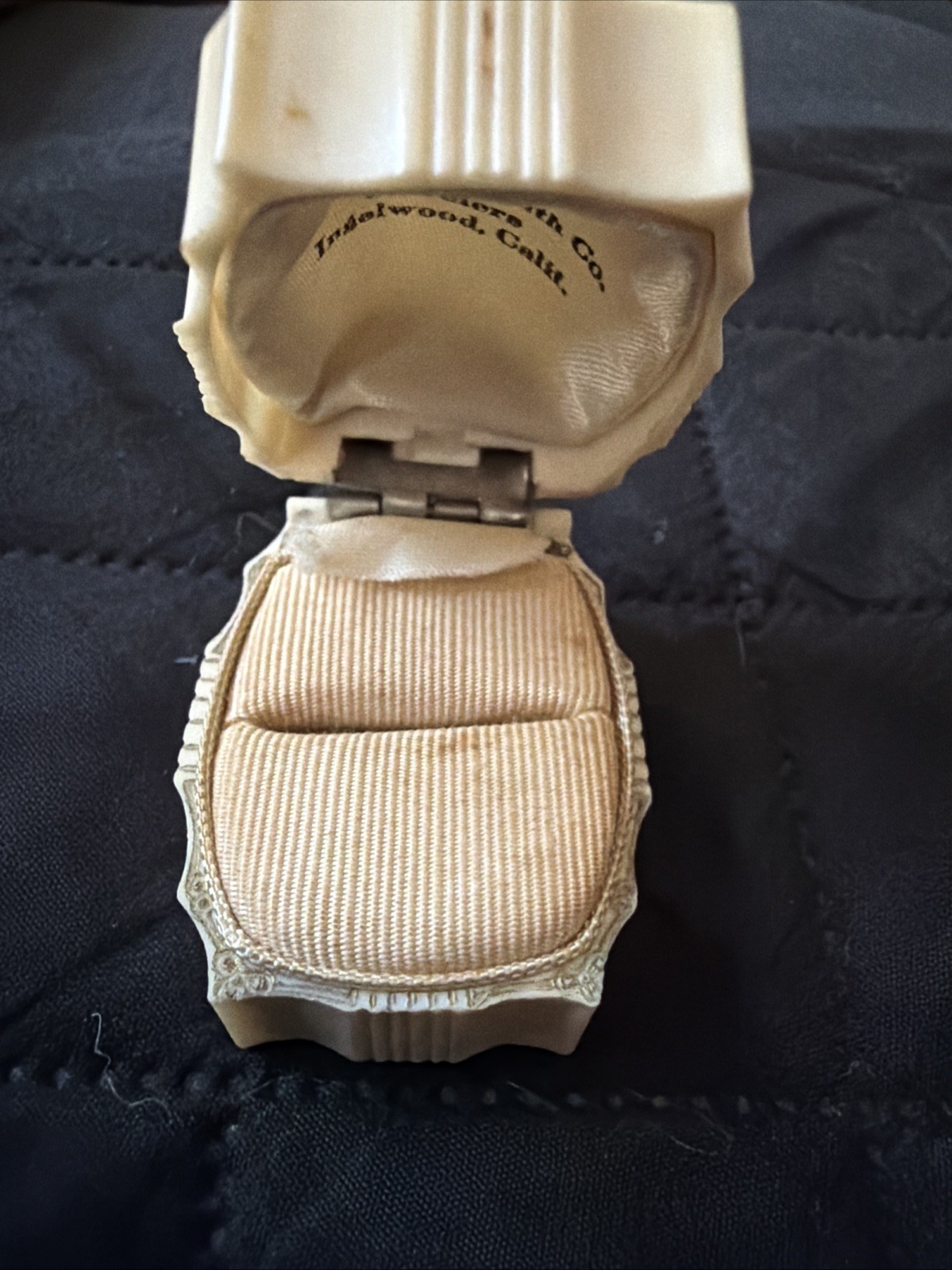 Vtg Antique 1940s Art Deco Celluloid Embossed Jewelry Ring Presentation Box