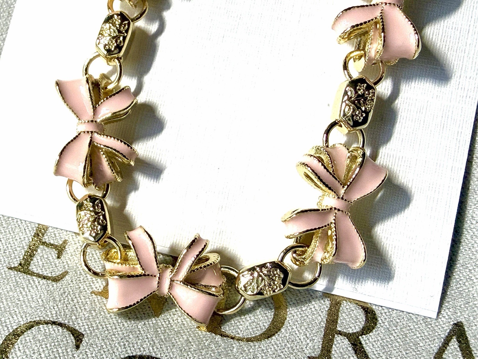 🎀NEW Kendra Scott🎀 x LoveShackFancy 🎀 Gold Bow Pink Enamel Charm Bracelet