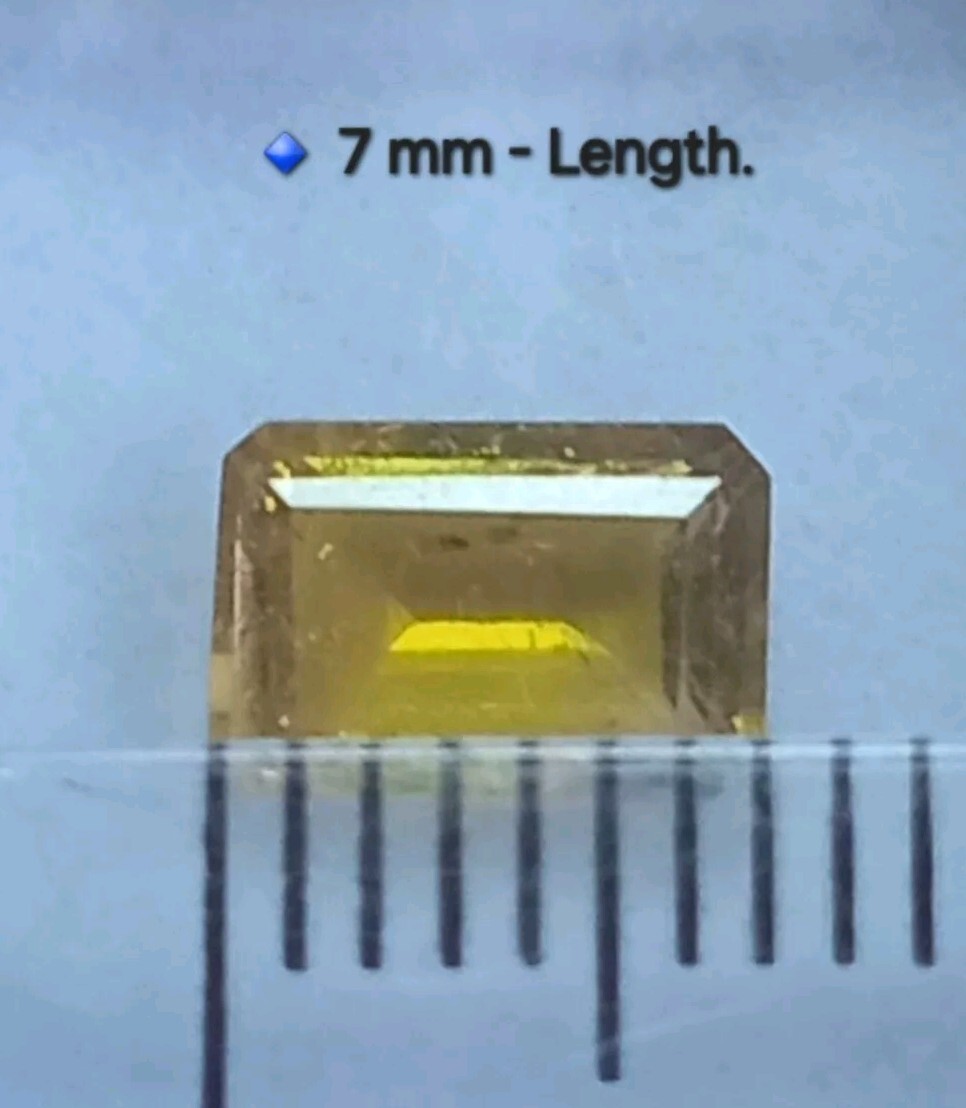 🔹 1.30ct Emerald Cut Tourmaline. Untreated, Slightly Included. 7 x 5 mm approx.