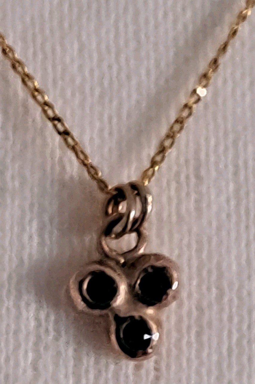 9 Carat Gold Pendant And Chain 52 Cms Hallmarked 375 Sapphires