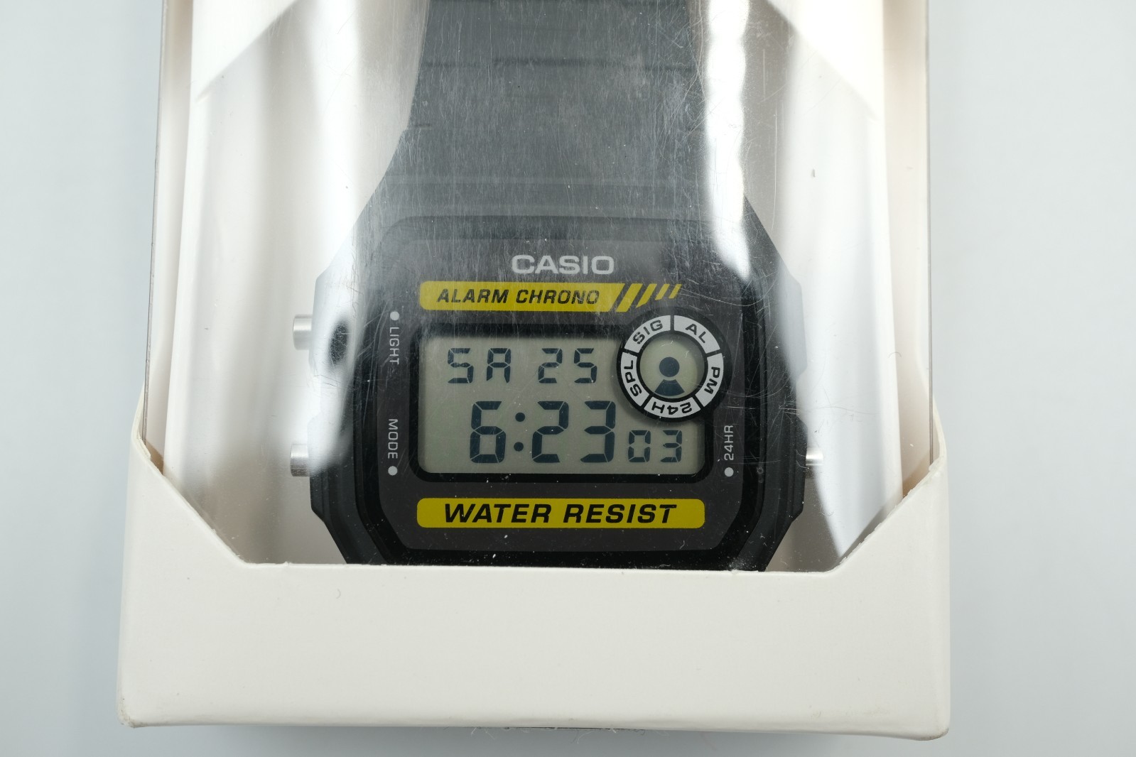 NEW USA Seller Authentic Casio F-94WA (1071) F-94WA-9JH Digital Watch