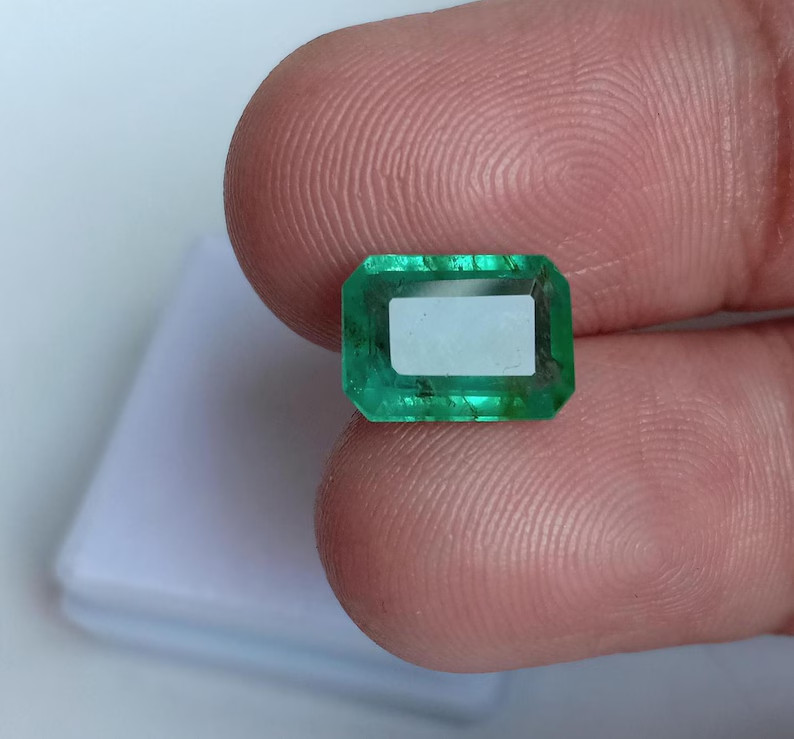 Stunning 2.43 Ct Natural Zambian Green Emerald – “Certified” Loose Gemstone