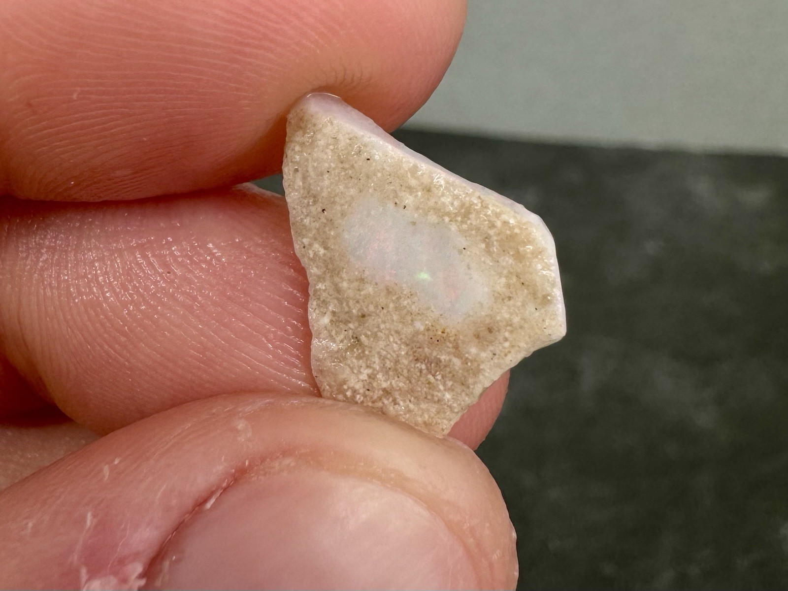 156ct Mintabie Australian Opal Rough Parcel 22pcs Multicolor Old Stock 1oz White