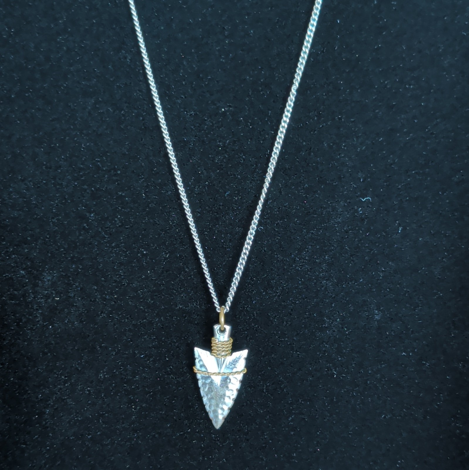 Silver Tone Hammered Arrowhead Pendant Cable Chain Necklace Gold Tone Wire Wrap
