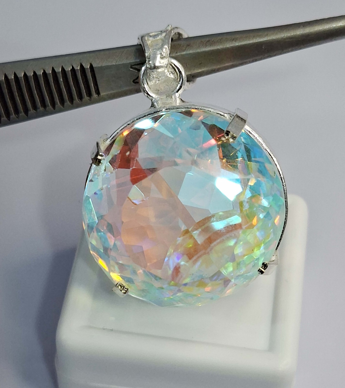 Mystic Topaz Lab Created 81.25 Ct Pendant Round Cut Loose Gemstone SP1194