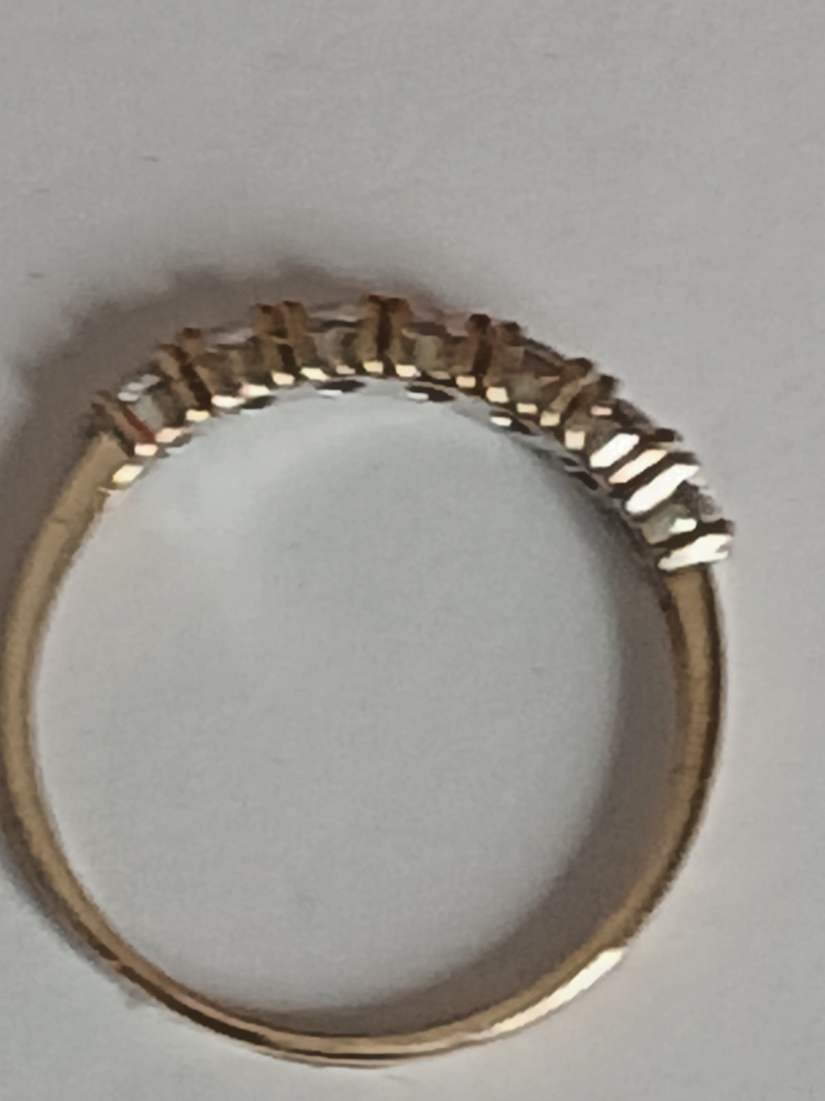 9 CARAT GOLD 375 7 STONE RING SIZE P/Q