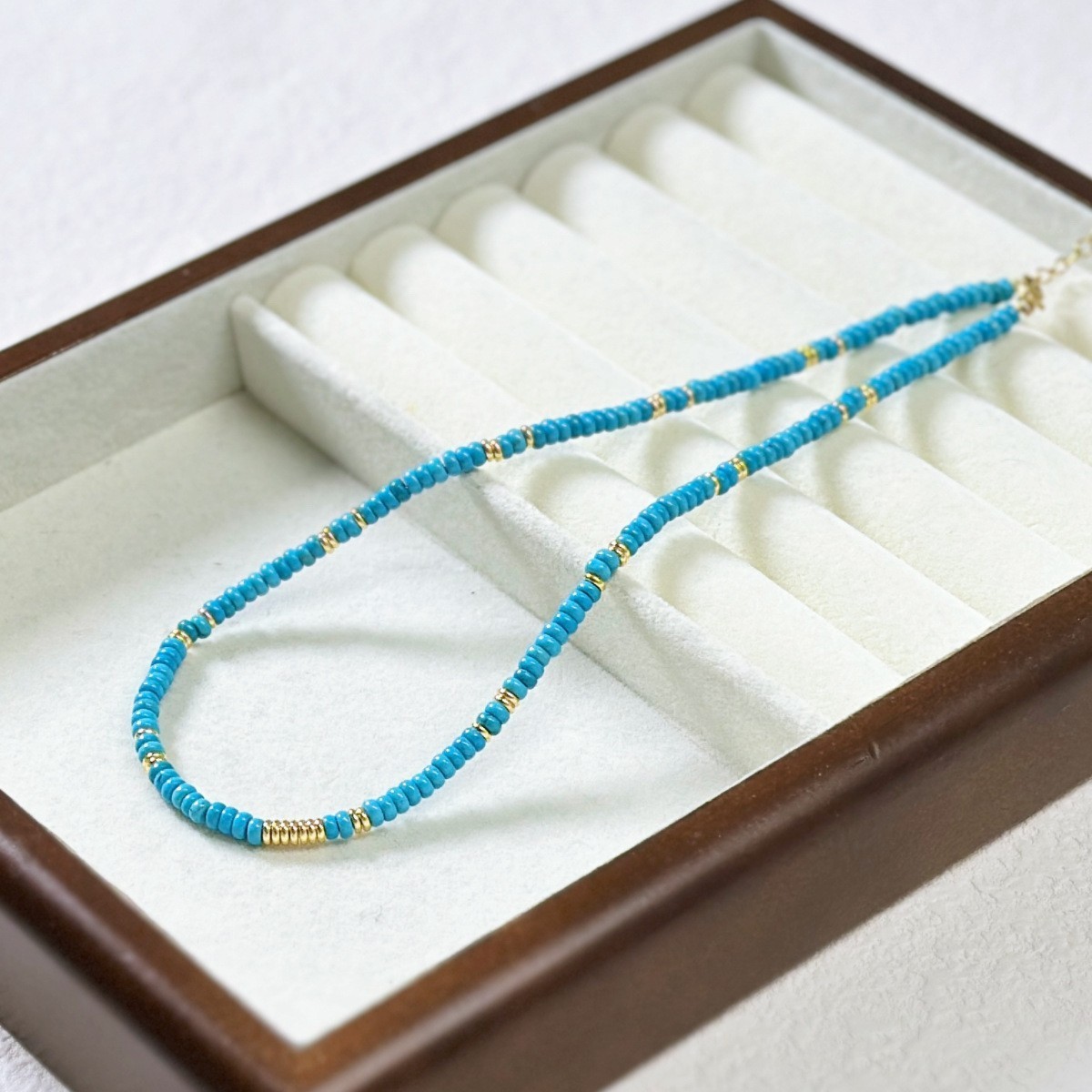 Natural Blue Turquoise Beaded Healing Crystal Necklace Choker for Women Gifts