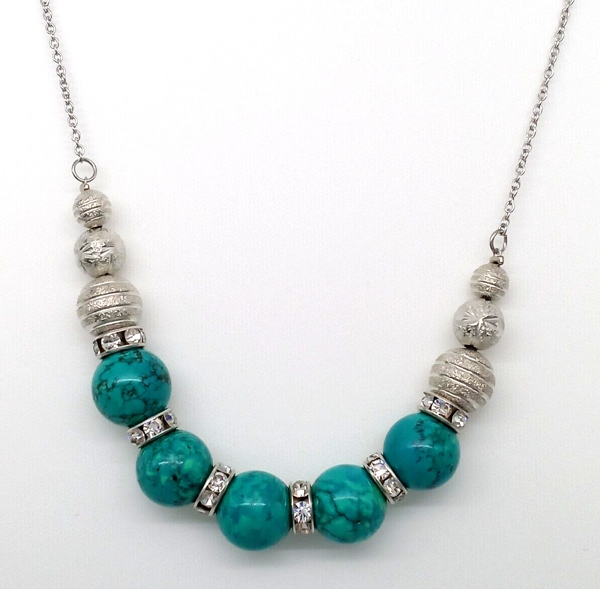 Green and Black Bead Rhinestone Chain Necklace Silver Tone Metal Clear Crystals
