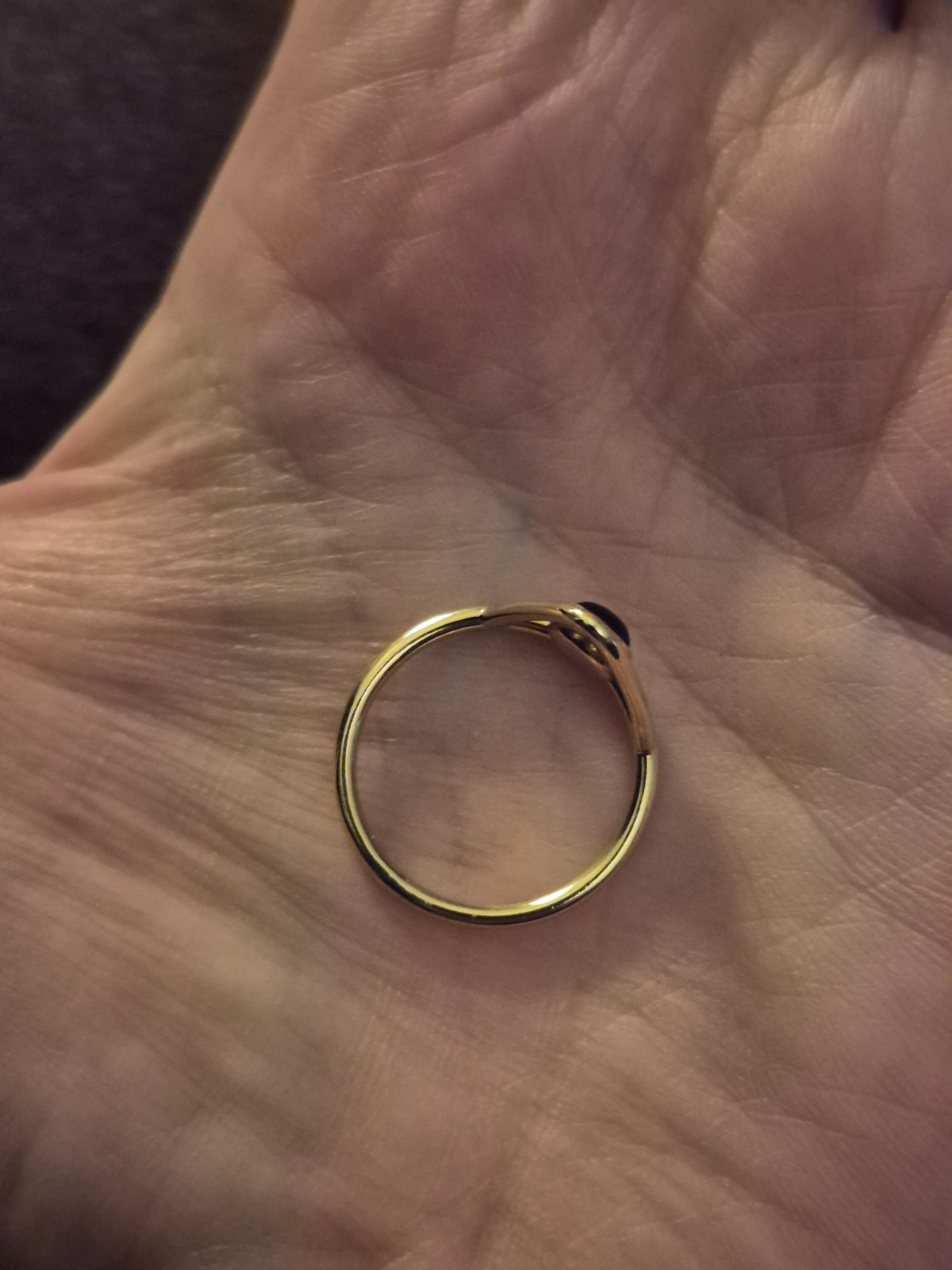 Yellow gold black bezel stone ring, Size 7