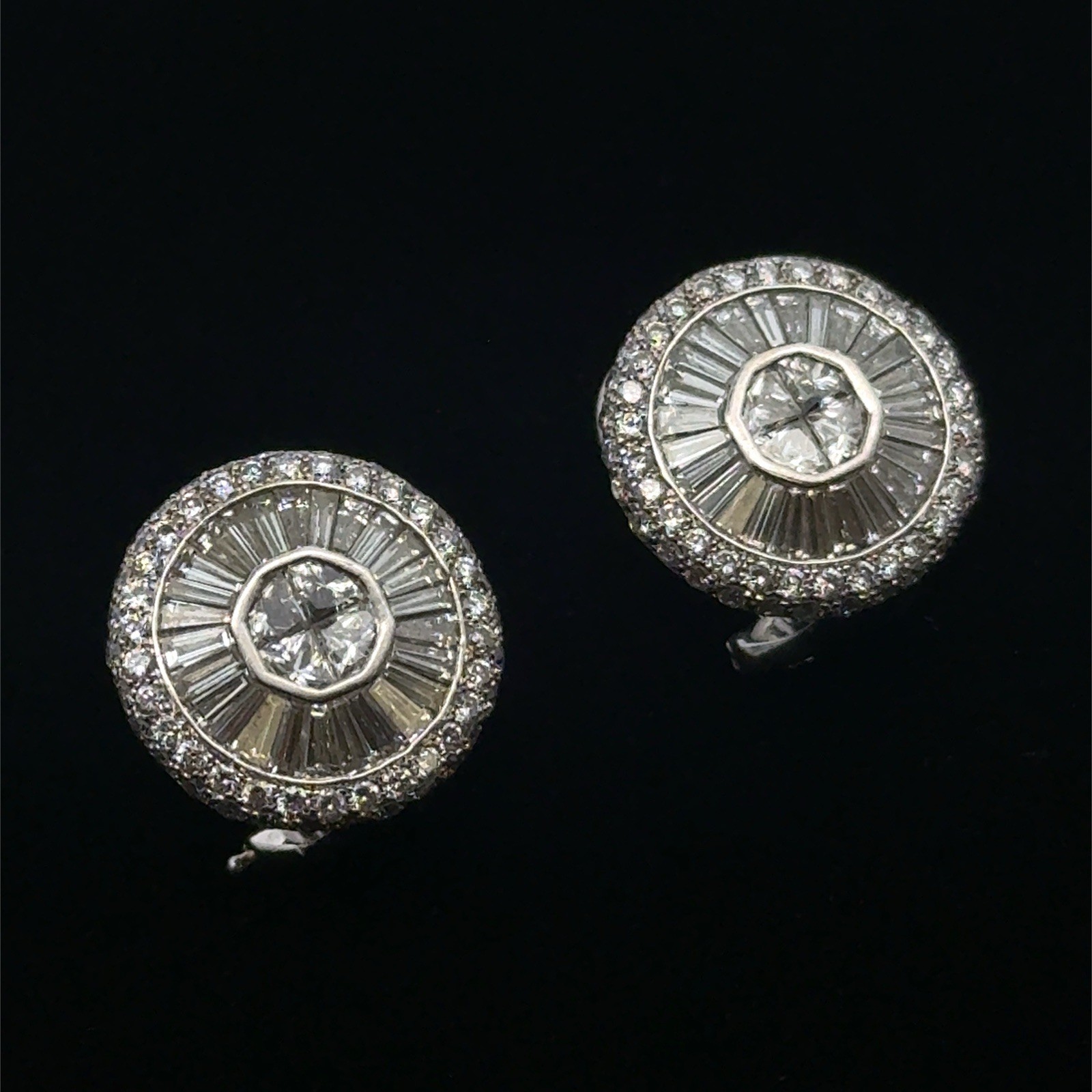 Nir Oliva 18k White Gold & Diamond Sunburst Halo Omega Back Earrings, 6.80g