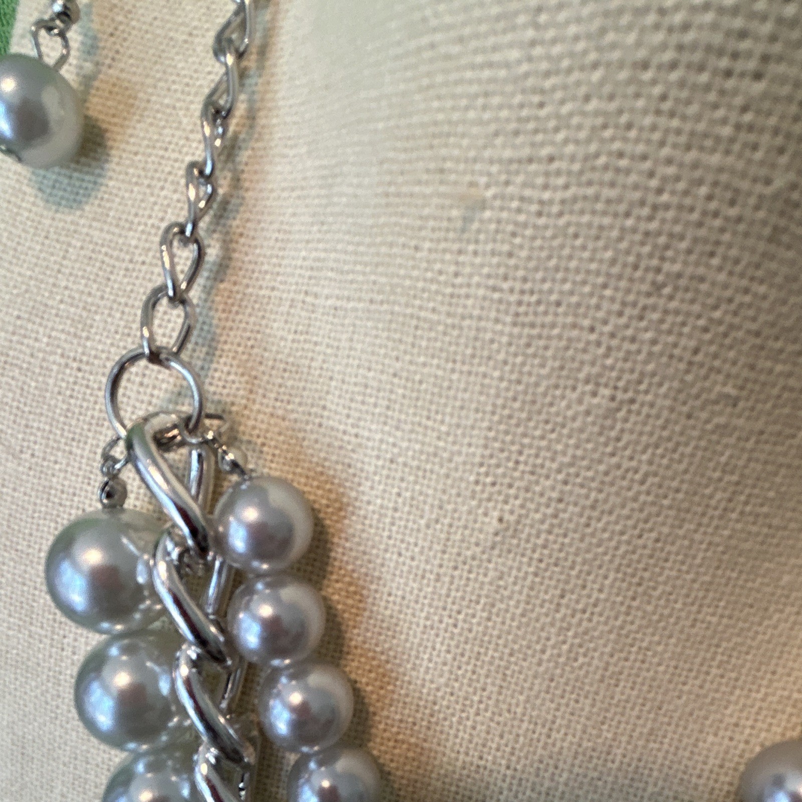 Silver Tone Cable Chain Layered Necklace w/ Gray Round Simulated Pearl Beads
