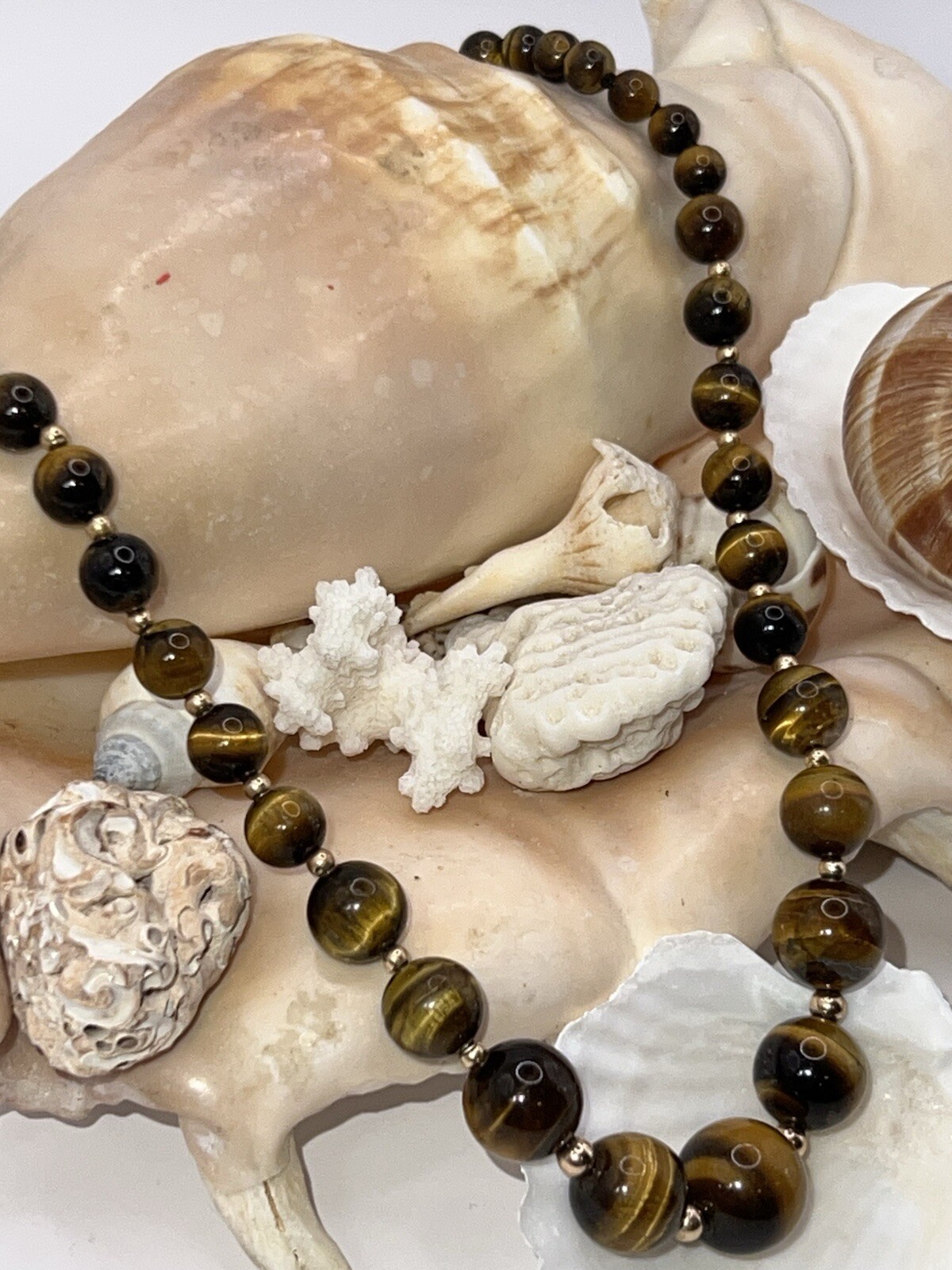 Vintage 10k Yellow Gold Graduated Tigers Eye Bead Necklace 16 Inch 42g Clasp