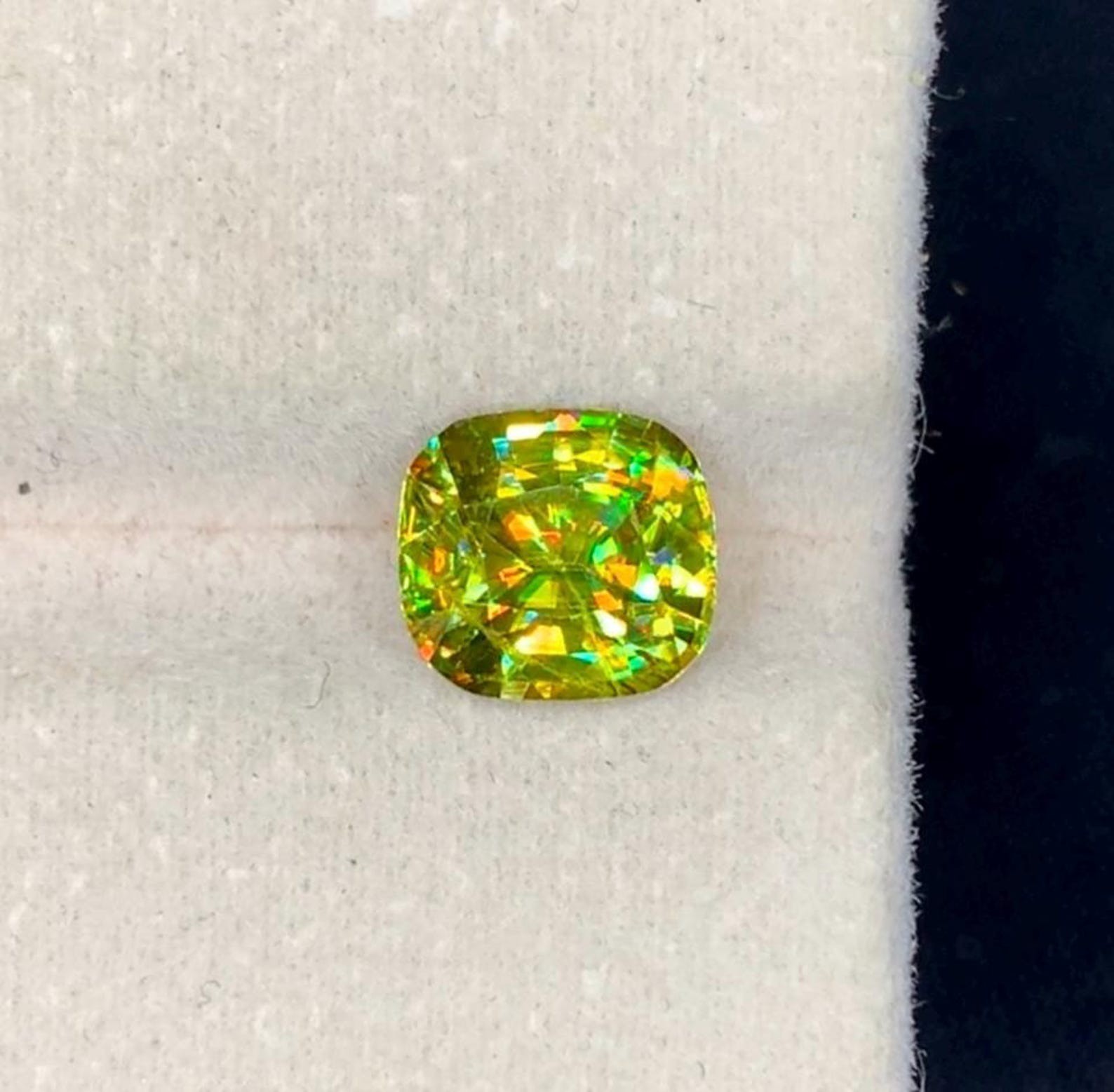 4.95 Ct Natural Full Fire Sphene Titanite Cushion Cut Loose Gemstone For Jewelry