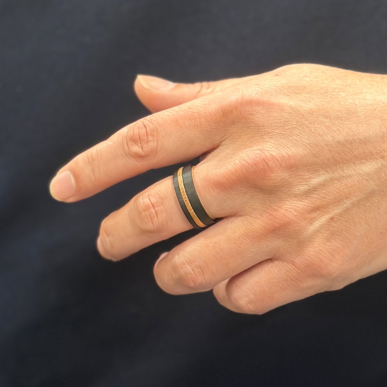 8mm Men’s Black Brushed Tungsten Carbide-Whiskey Barrel Wood Wedding Band Ring