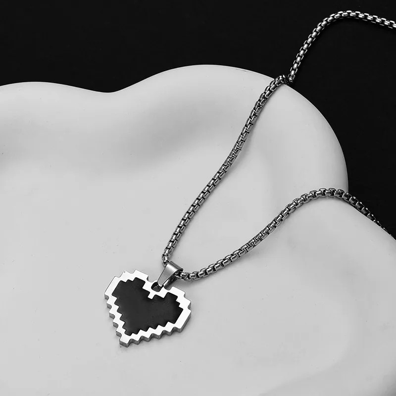 Personality Titanium Steel Heart-shaped Mosaic Hip-hop Necklace for Women Couple