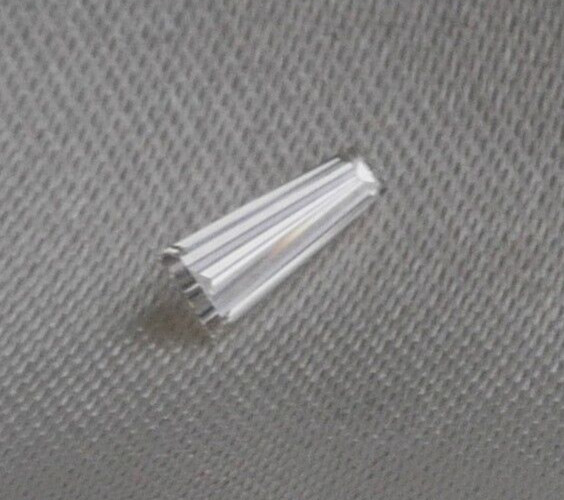 0.14 CT LOOSE NATURAL TAPERED BAGUETTE DIAMOND 6.24 x 2,25 x 1.95 MM