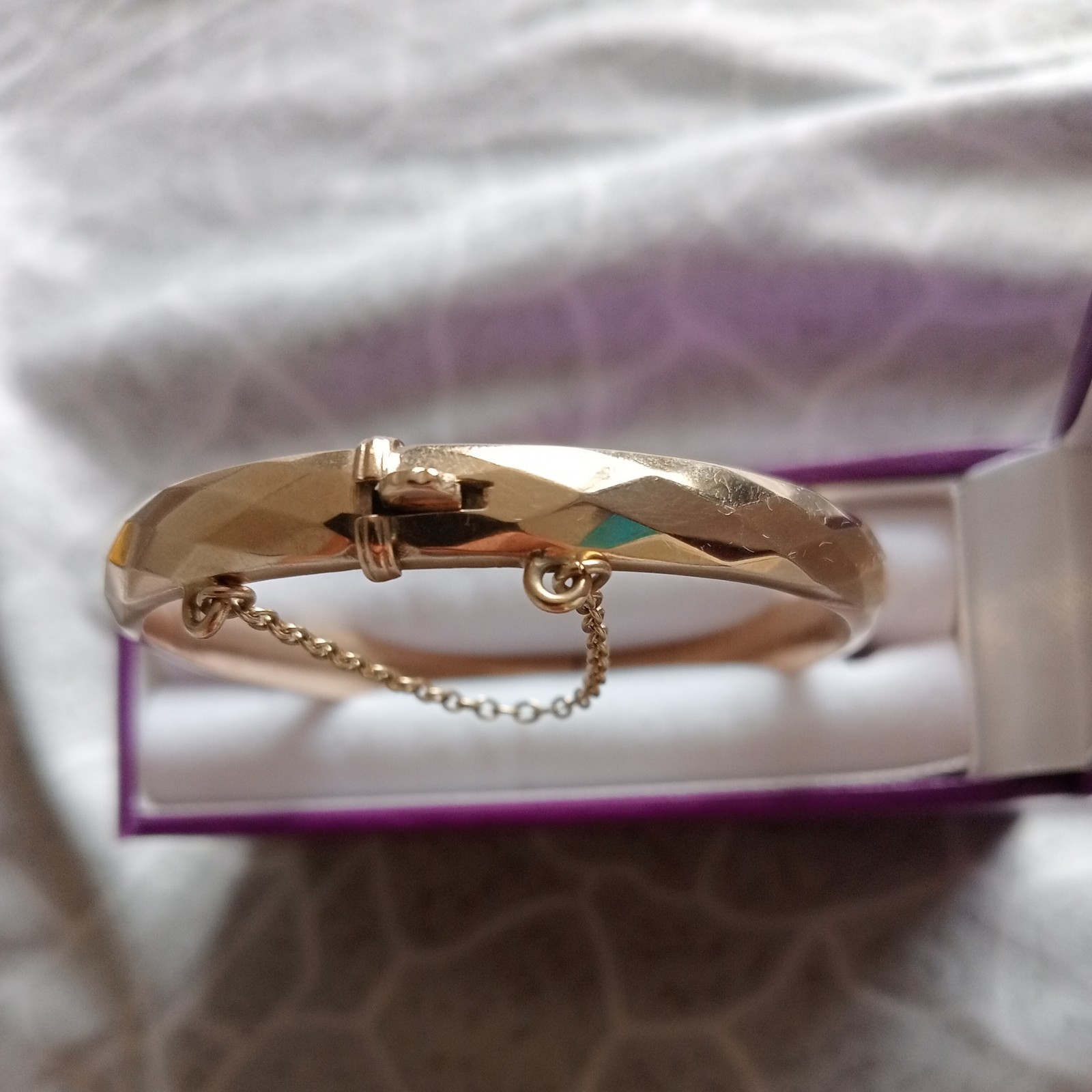 Gold Bangle 9 Carat Hinged Yellow 6mm Oval , 9.68 grams