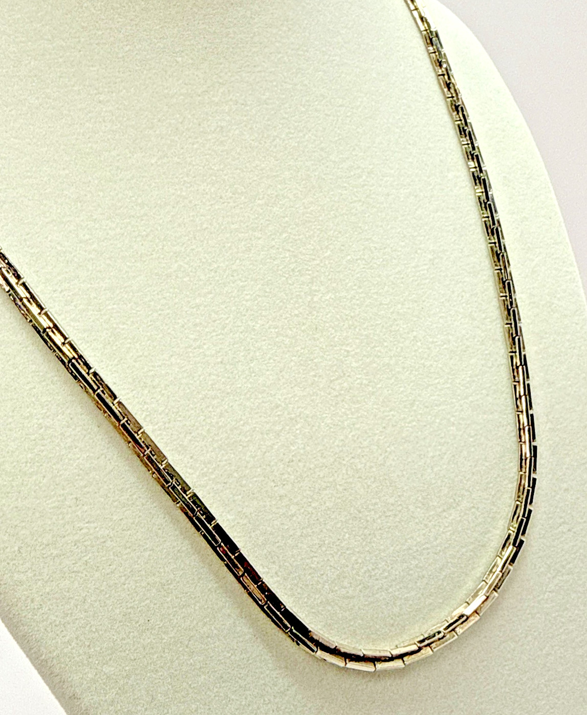 Vintage Silver Tone Box Link Chain Necklace Minimalist Sleek Unisex
