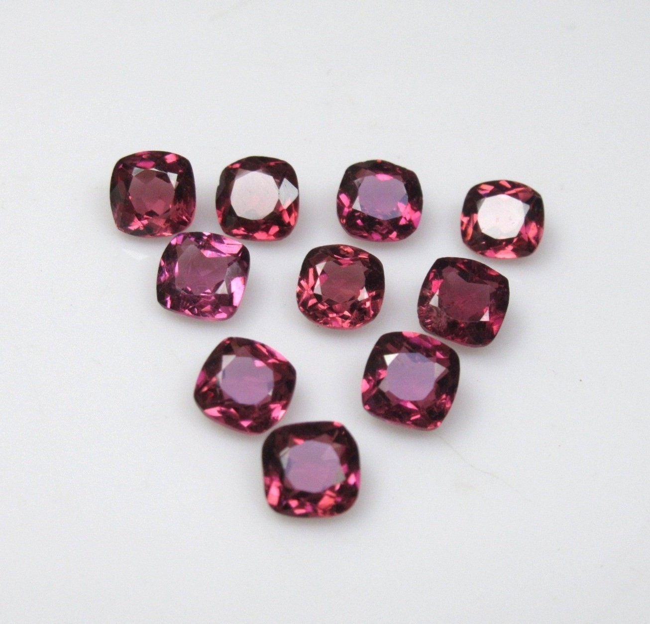 Natural Garnet Hyderabadi Cushion Faceted Cut 5mm To 15mm Loose Gemstone
