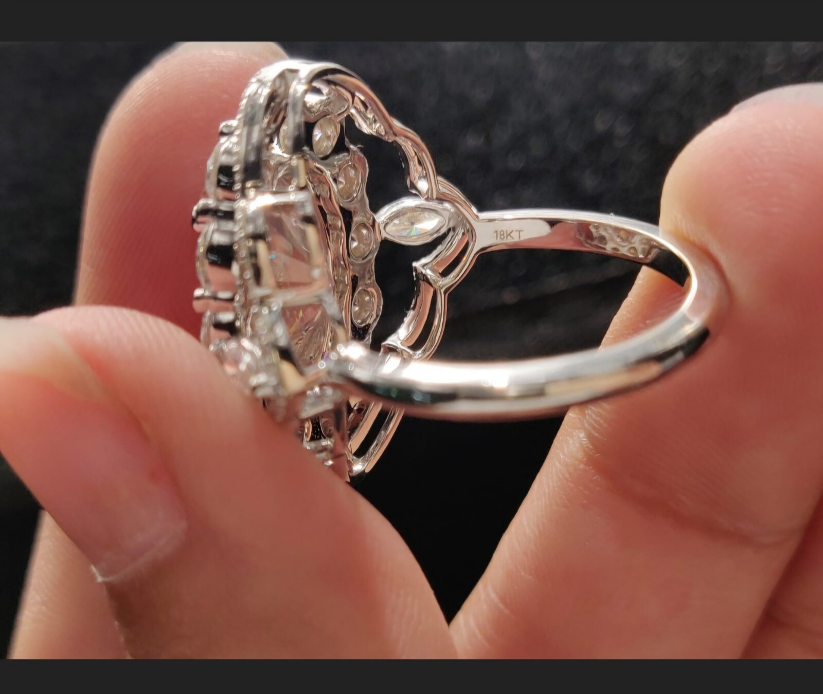 6 Ct Center Stone Moissanite engagement ring- size 9- 18k white gold – Vintage