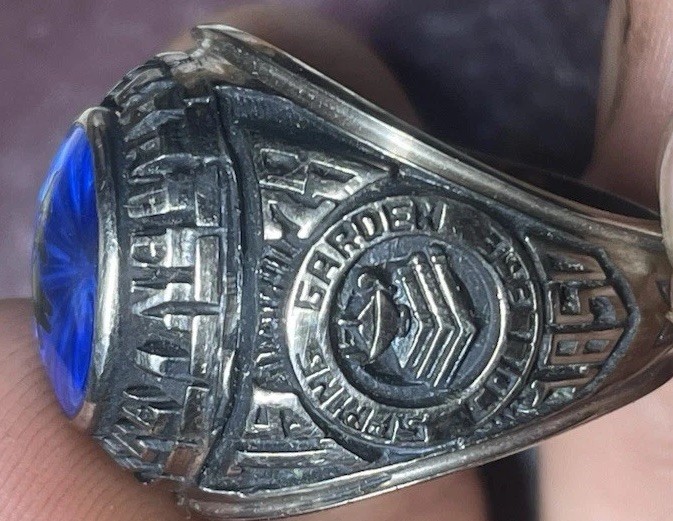 Vintage Spring Garden College Class Ring 1979