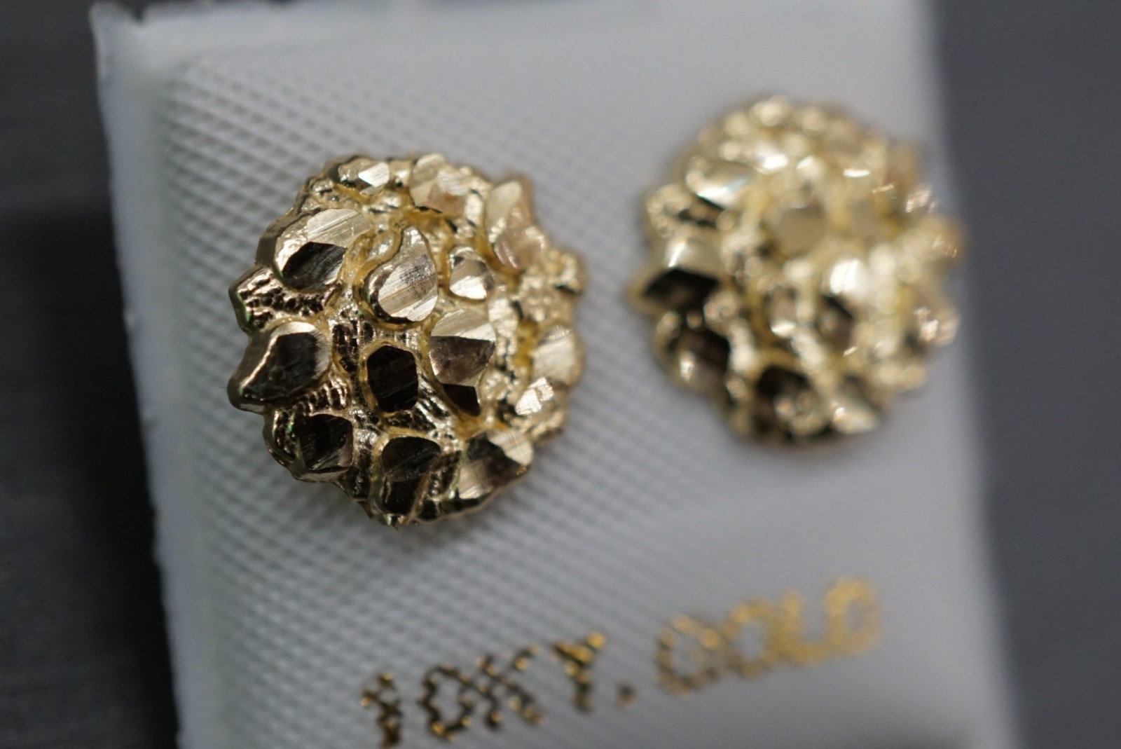 Real 10K Solid Yellow Gold 10MM Diamond Cut Round Nugget Stud Earrings.