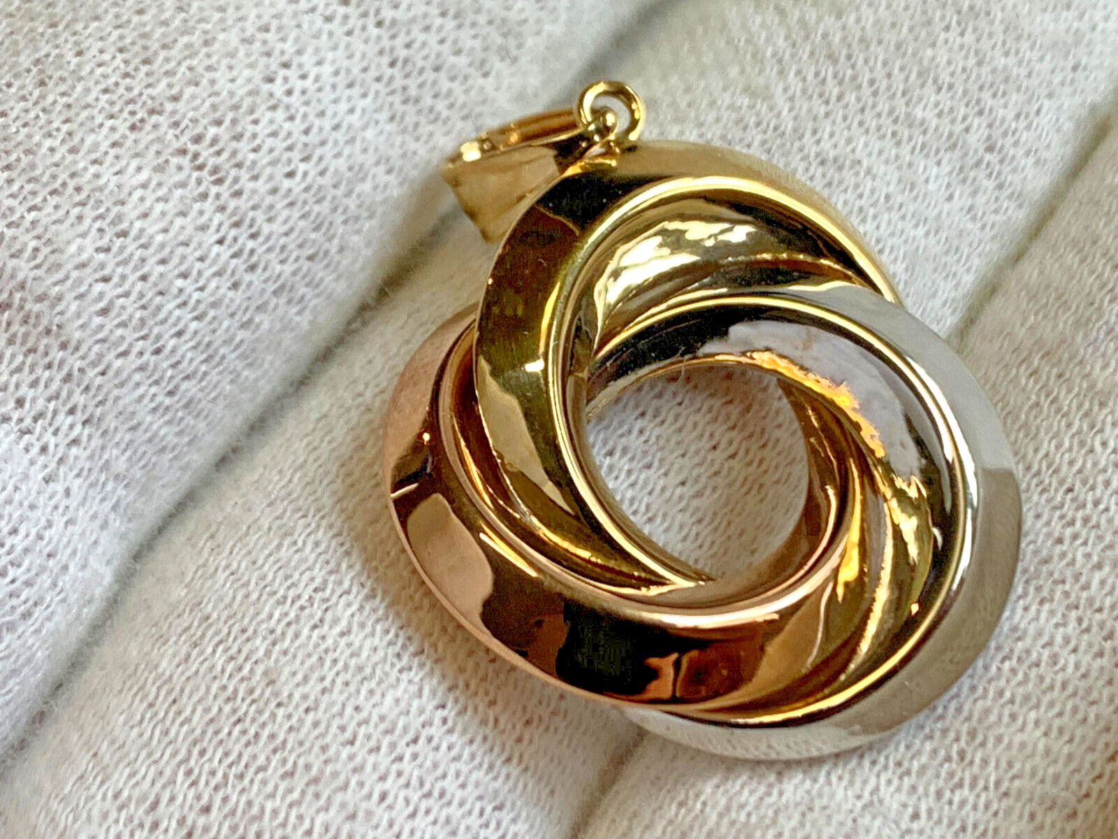 14K Tri-Color Gold Swirl Pendant 2.34g Fine Jewelry Yellow Rose & White Gold