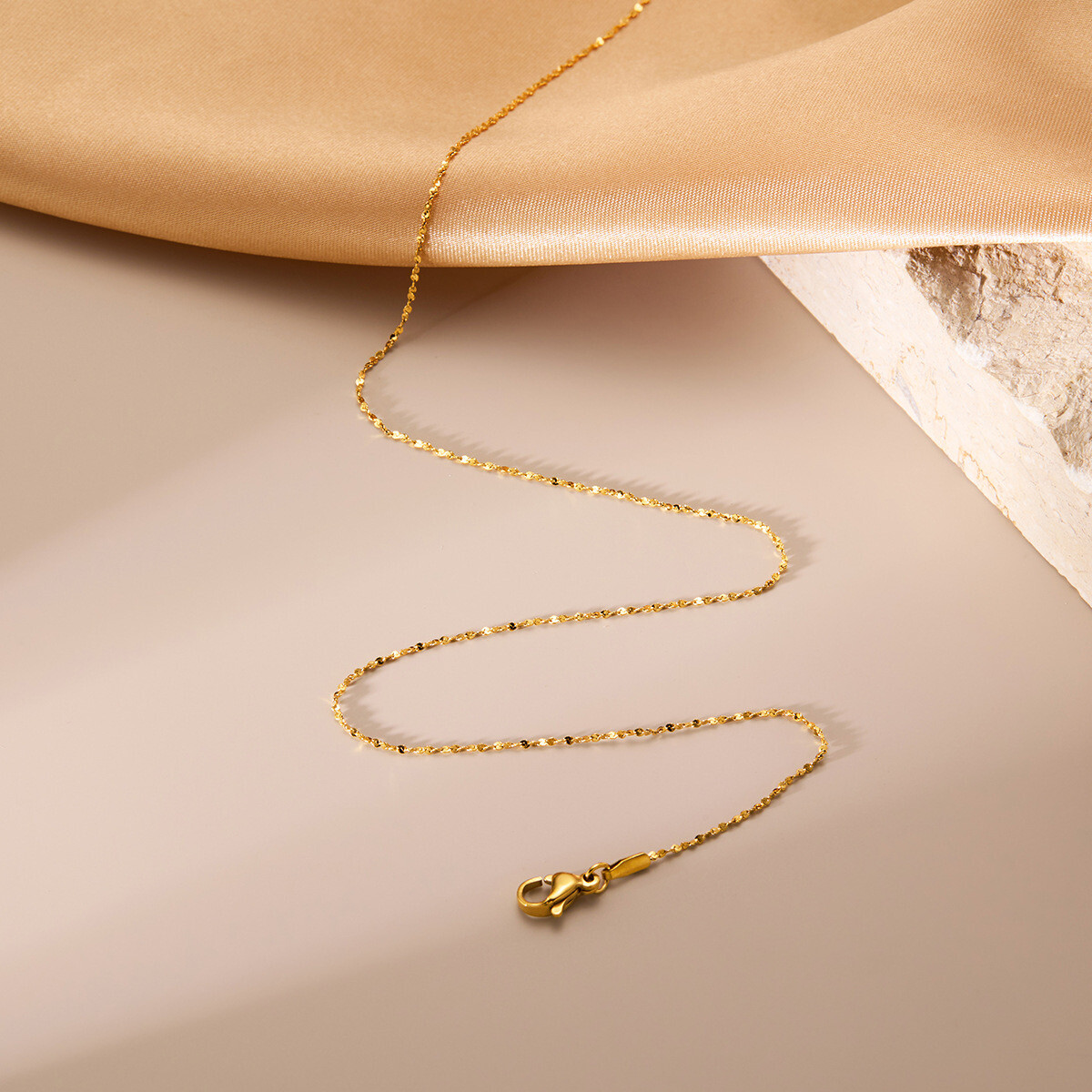 Wholesale 1.5MM Woman 18K Gold Plated Starry Chain necklace
