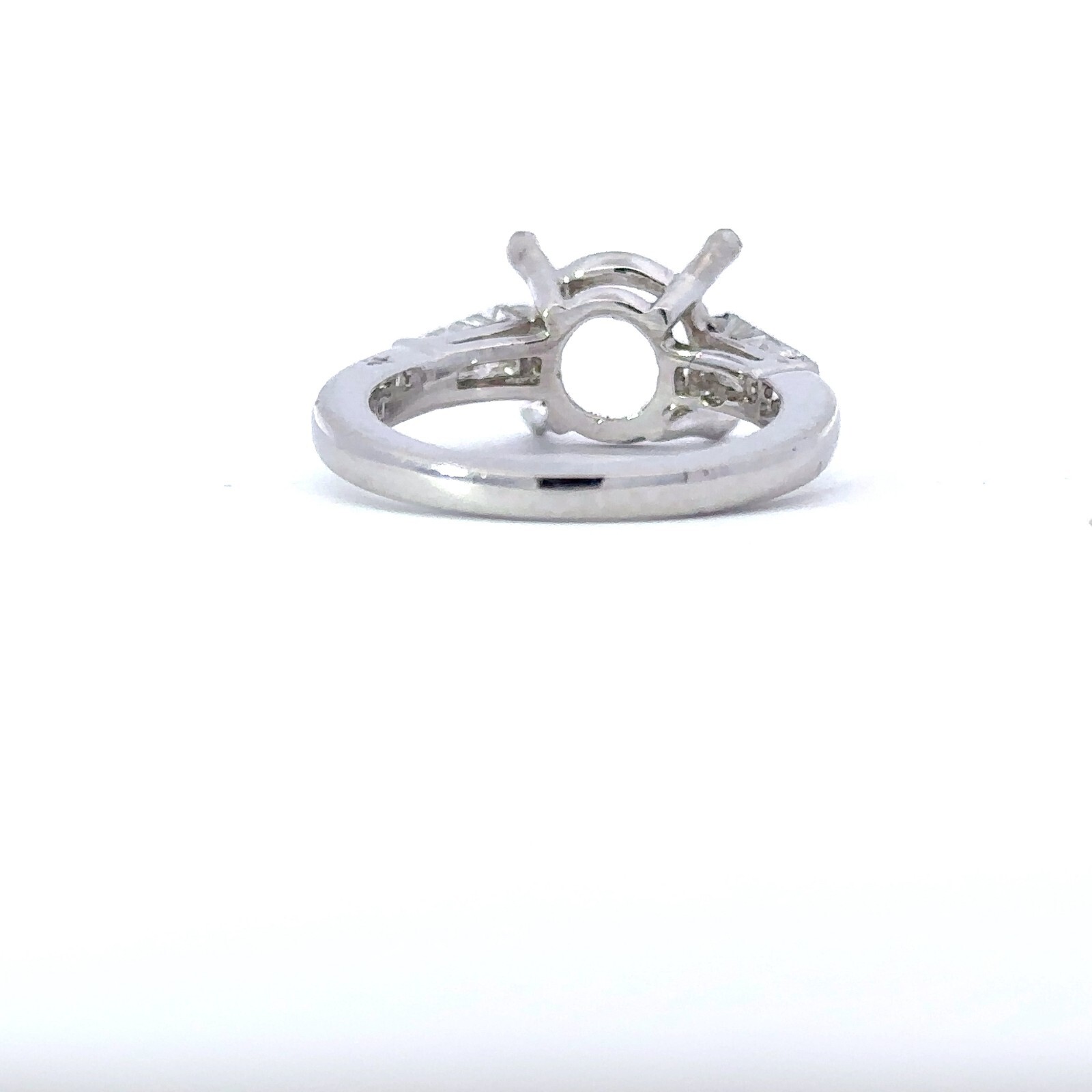 Platinum 950 0.50ctw Tapered Baguette Diamond 9.5-10mm Round Semi-Mount Ring