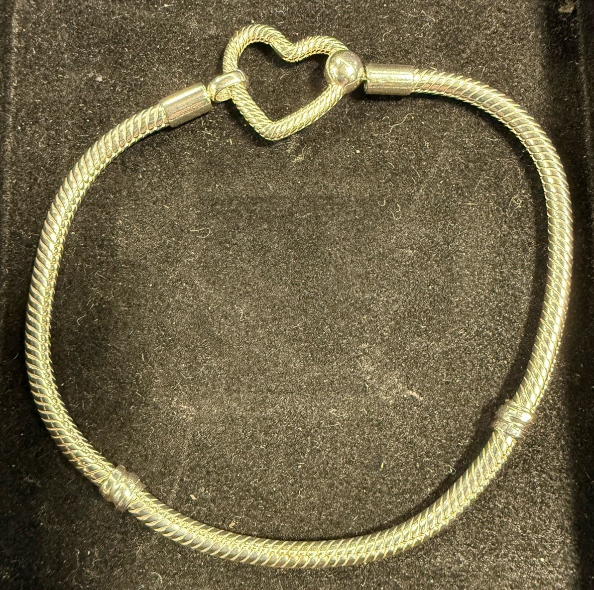 Pandora Moments 7.9” Heart Closure Snake Chain Bracelet Silver #599539C00-20 NEW