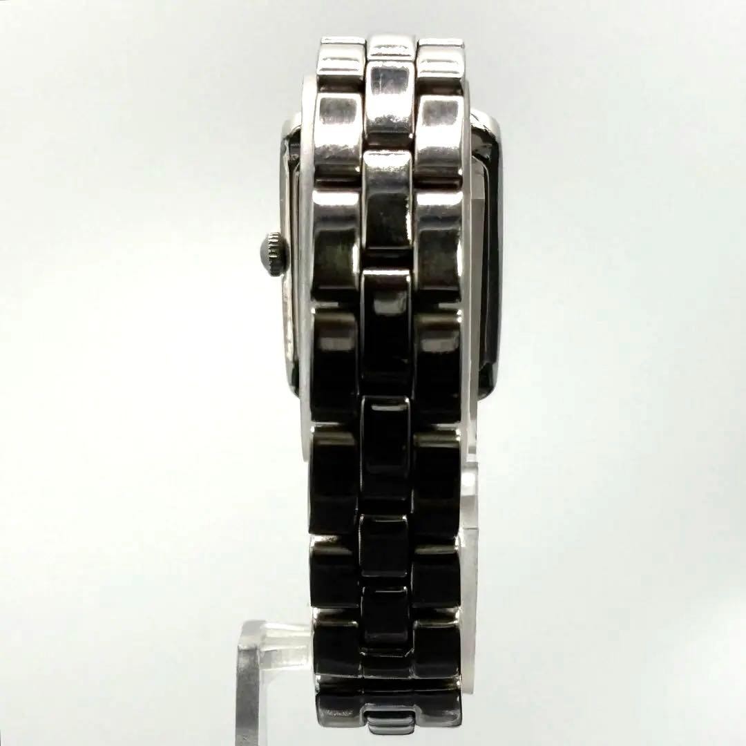 This is a rare SEIKO LUKIA ladies’ watch, with a brand new battery replaceme