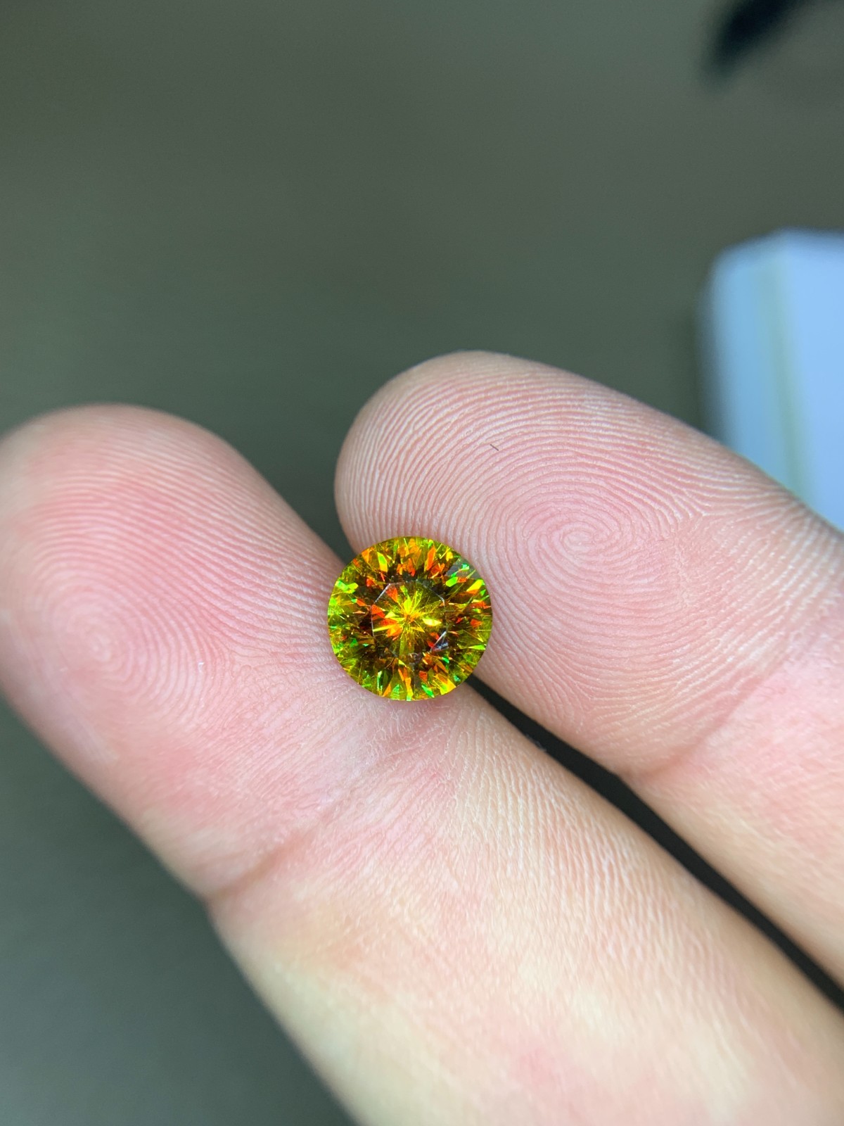 Natural 3.20 Carat Round Rare Sphene (Titanite) | Brilliant Full Fire | Eye-Catc