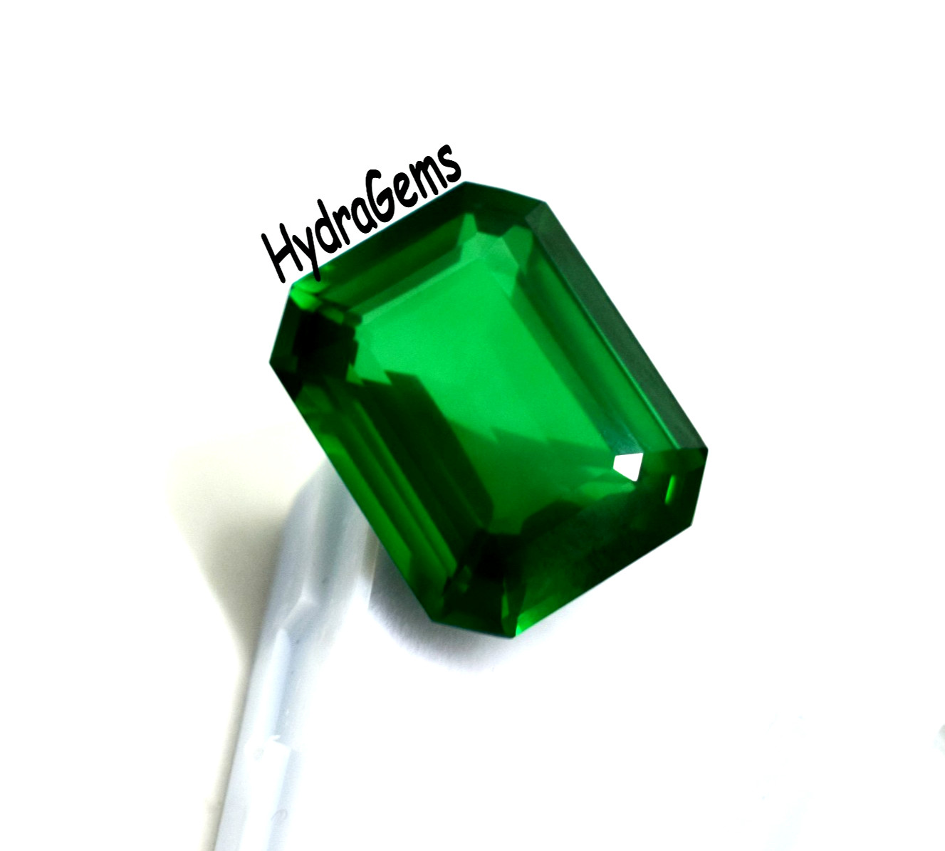 Certified 30 Ct Zambian Natural Vivid Green Emerald Cut Emerald Loose Gemstone