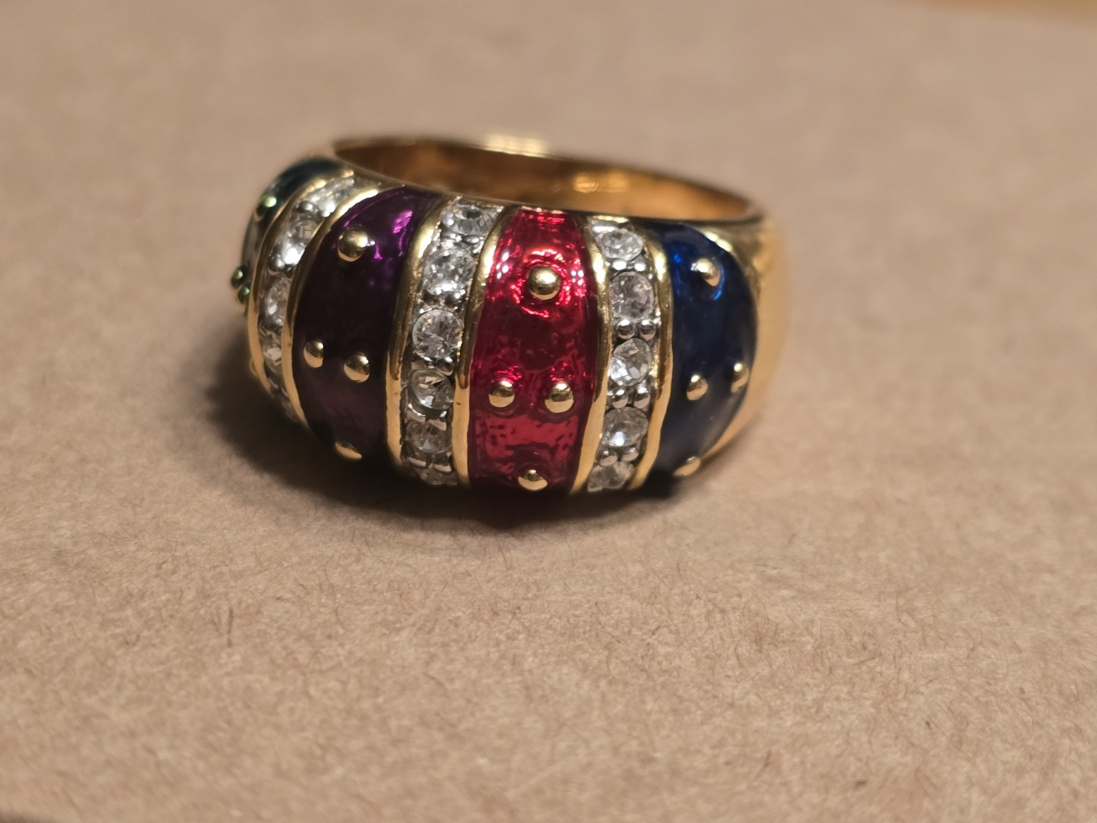 Vintage Joan Rivers Enamel and Rhinestone Ring Size 8 Rare SEE DESCRIPTION