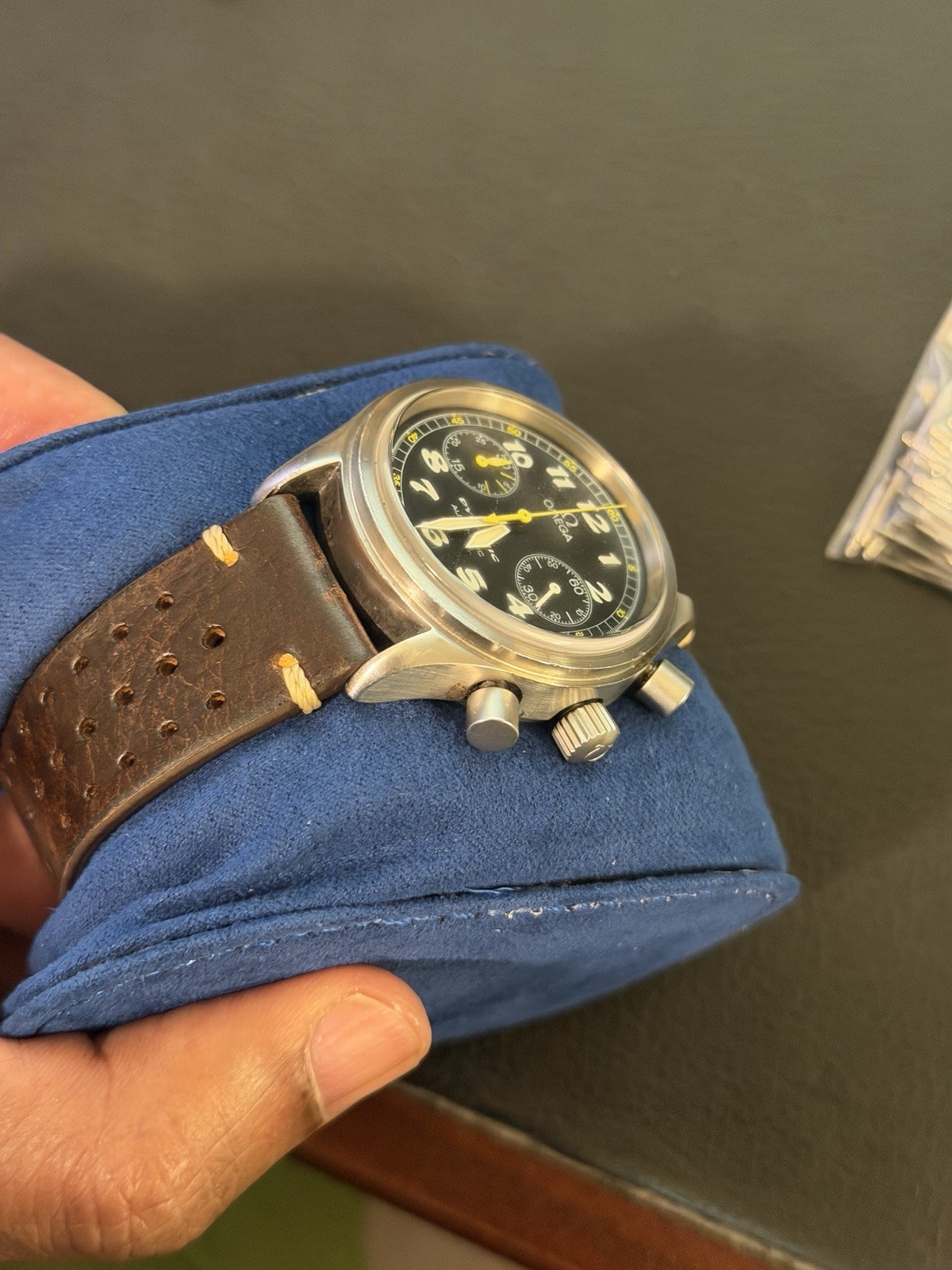 OMEGA Dynamic Automatic Chronograph, Black dial, Steel case/bracelet, Papers