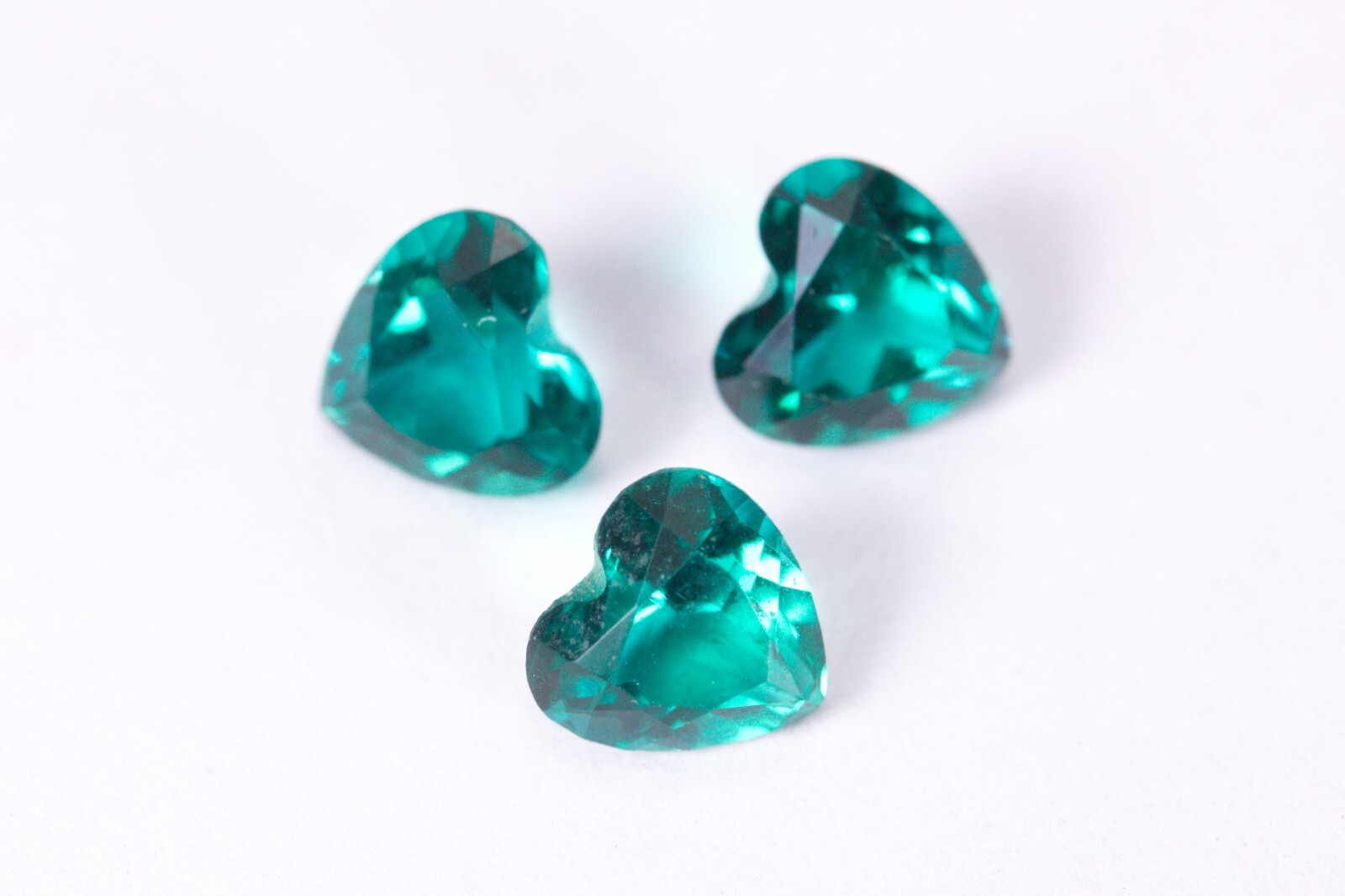 Loose Gemstone Lab Created Emerald Hydrothermal Emerald Heart shape
