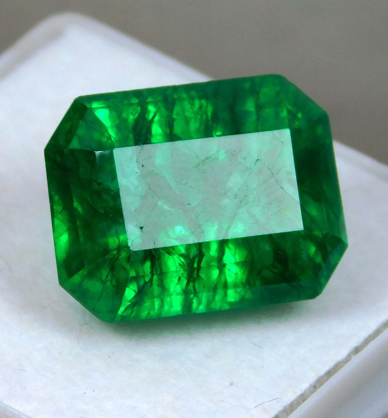 Certified Natural Colombian Green Emerald 11.15 Ct Emerald Cut Loose Gemstone