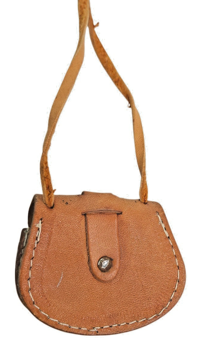 Mini Tooled Leather Embossed Purse Bag Pendant Necklace Light Brown 2.5″