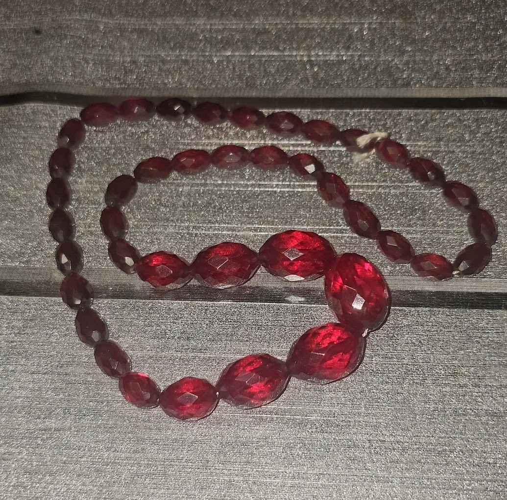vintage cherry-colored Bakelite necklace