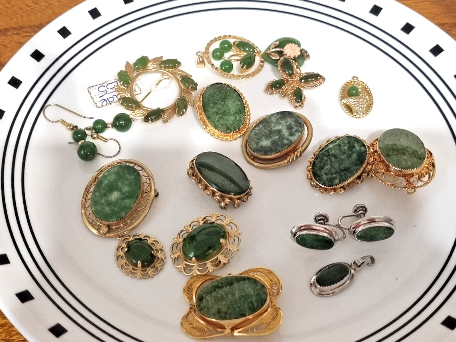 Vintage Genuine Jade 12K Gold Filled Brooch Pendant Lot 1950s USA see Video 74gm