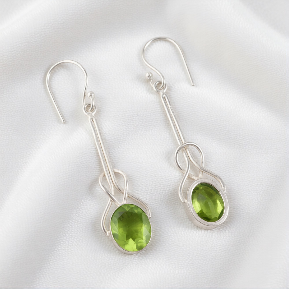 Alluring Peridot Gemstone 925 Sterling Silver Handmade Jewelry Earrings 2.2″
