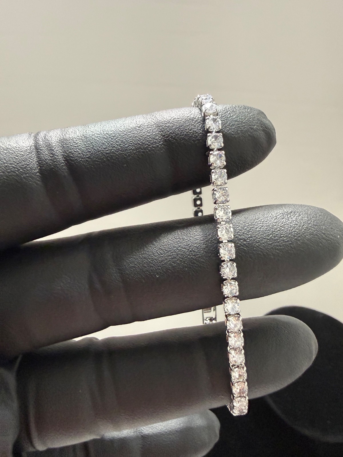 tennis bracelet vvscz stones 7 inch 3mm silver filled clasp