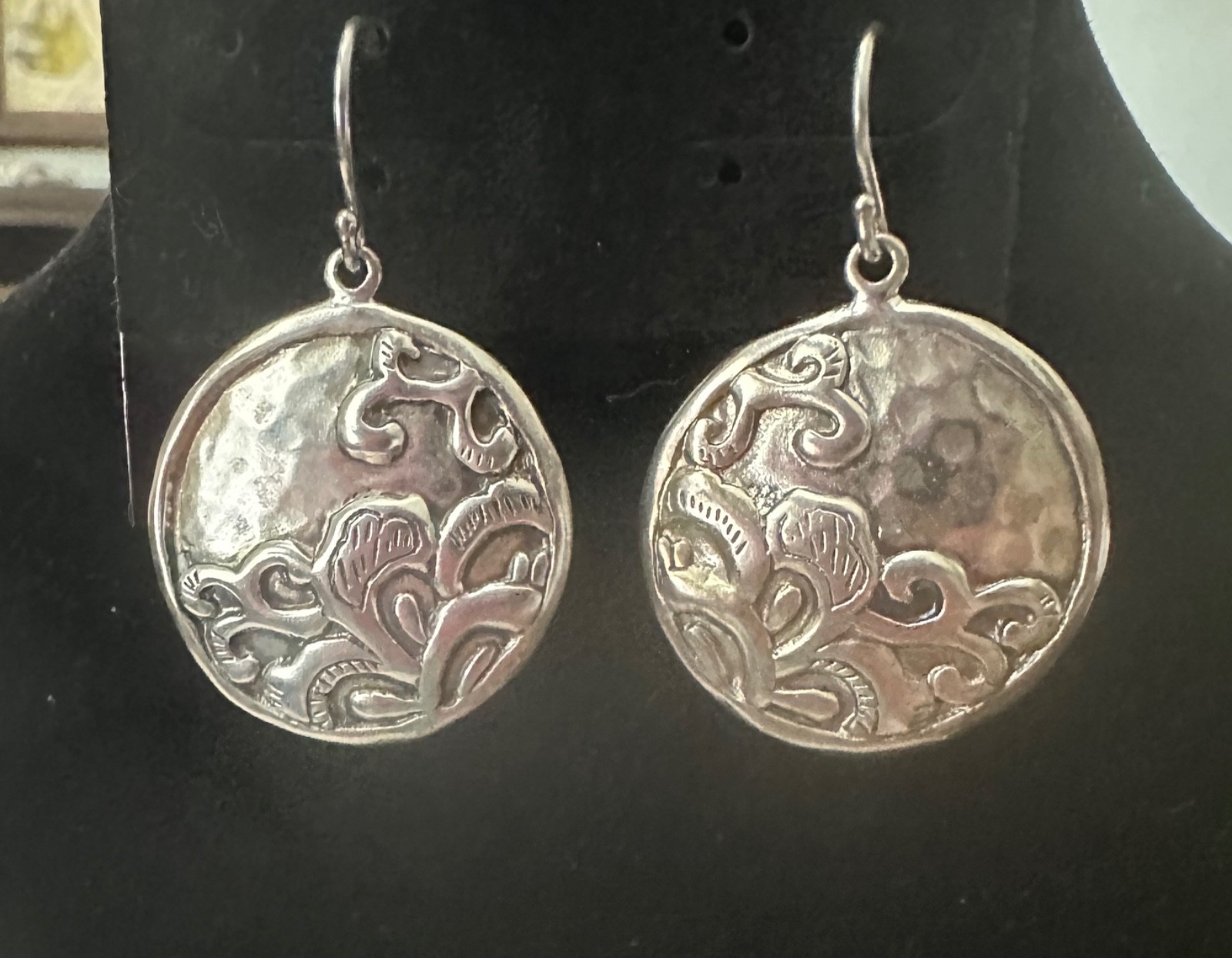 SILPADA Round “TIDAL WAVE” Disc EMBOSSED Earrings Hammered .925 Sterling Silver