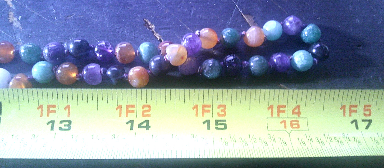 MULTICOLOR POLISHED STONES BEADED NECKLACE 17 INCHES