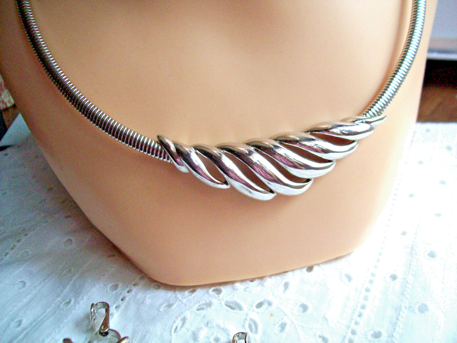 CROWN TRIFARI NECKLACE CLIP EARRING Omega Chain Industrial Modern Rare 1970’s
